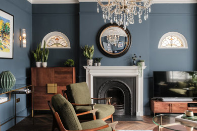 This is an example of a traditional living room in London.