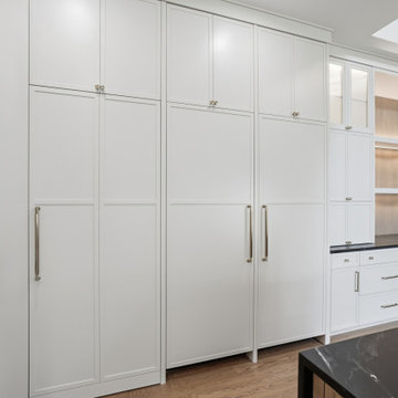Custom Frameless Kitchen Paint and stain combination-skinny shaker