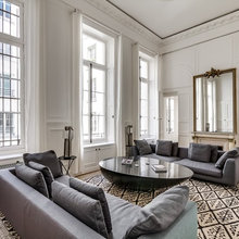 Por qué un sofá gris en casa es la elección más acertada