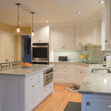 Gail kitchen pendants