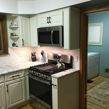 Tiny, Cozy Kitchen Renovation