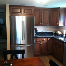 kitchen dark cabinets