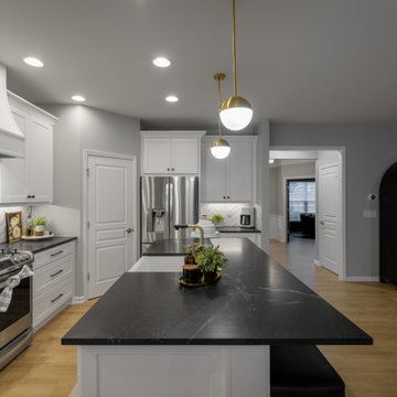 Diaz Kitchen