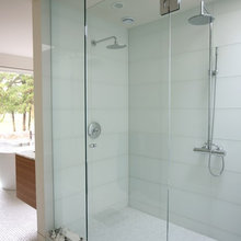 shower enclosure