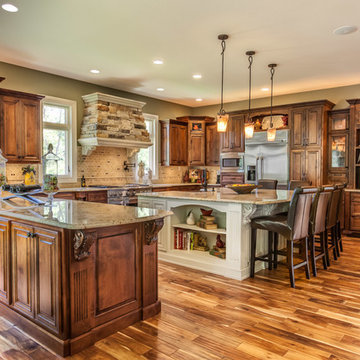 Mount Pleasant, Iowa - Traditional Kitchen