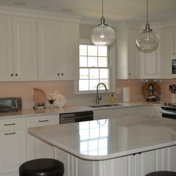 Ironbridge Quartz Perfectly Paired with White Icing