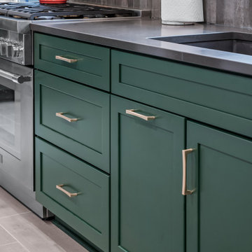Green Cabinets Boost Style and Organization in the Kitchen