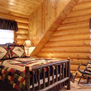 Lakeside Log Retreat
