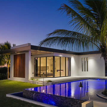 Modern Stables / horse barn