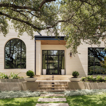 Hidden Oaks Residence