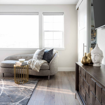 Knotty Pine Residence