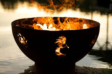 The Perfect Fire Pit for Your Backyard
