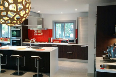 Example of a trendy kitchen design in New York