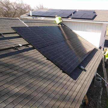 Booneville, AR: Top Quality LG Solar Panel Installation