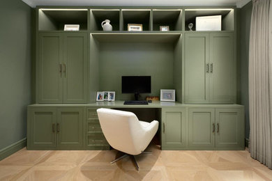Traditional home office in Surrey.