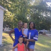 Velesa Thomas's photo
