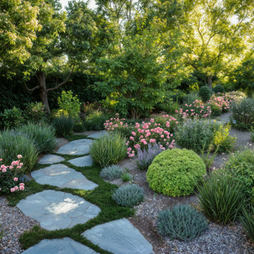 Lush, Layered Garden Retreat in Woodside, CA