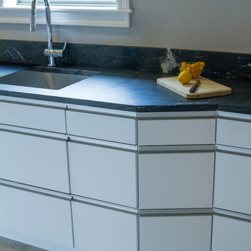 Sleek & Inspiring Professional Kitchen