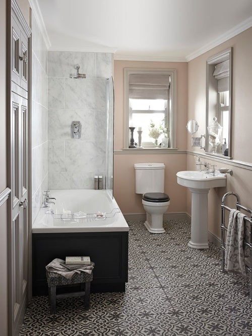 Badezimmer mit rosa Wandfarbe Ideen, Design & Bilder | Houzz