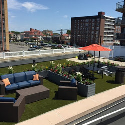 Homeowner, rooftop - Outdoor Pots And Planters