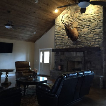 Projects -- Blend of Bucks County and Pennsylvania Fieldstone -- Centurion