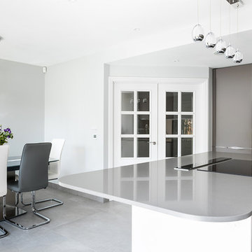 Smart Tri-Tone Design
