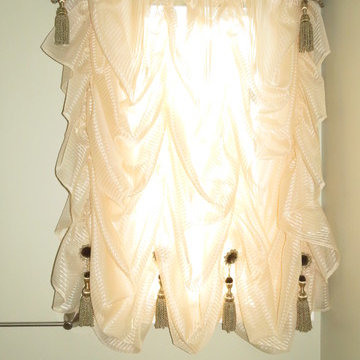 TRADITIONAL WINDOW TREATMENTS
