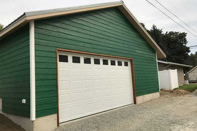 Example of a classic garage design in Seattle