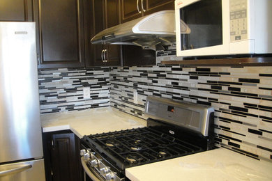 Kitchen - kitchen idea in Toronto