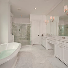 White And Gray Bath