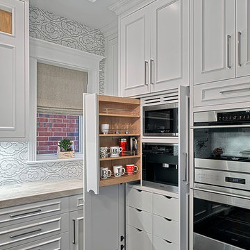 Breakfast Bar- Chicago kitchen remodel