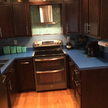 cabinet refacing--retro