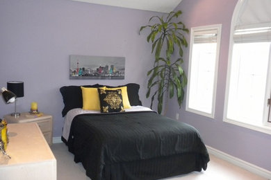 Bedroom - bedroom idea in Toronto