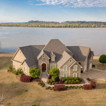 Listed Home on Arkansas River in Little Rock
