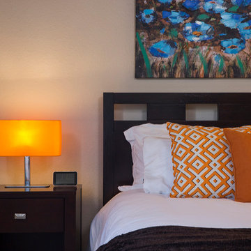 Cheerful Maui Guest Room