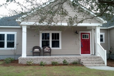 Arts and crafts exterior home photo in Wilmington