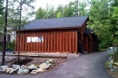 Inspiration for a rustic shed remodel in Other