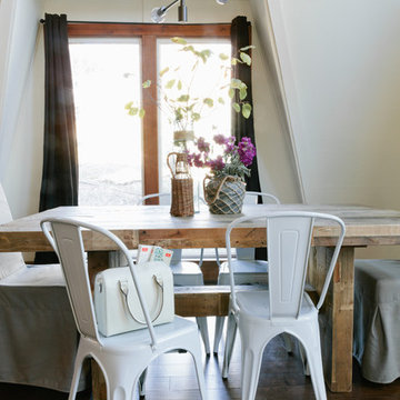 Contempo Cabin