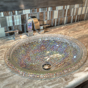 Bathrooms (mixed designs and styles)