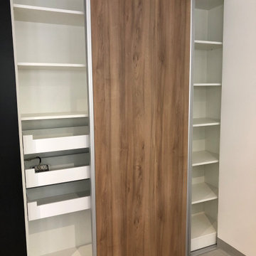 Placard de rangement portes coulissantes