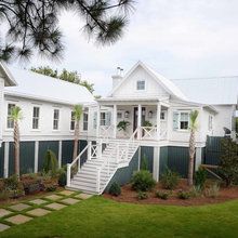 beach house : exterior