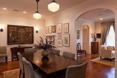 Example of a 1950s dining room design in Austin