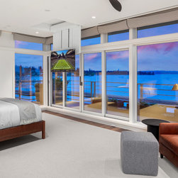 Kirkland Condo - Home Electronics