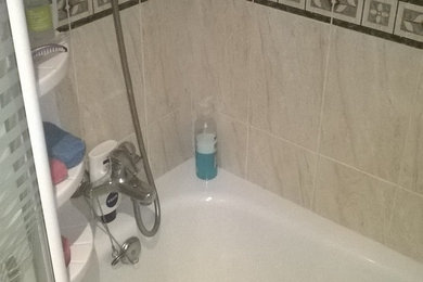Cambio de bañera por ducha en cuarto de baño.