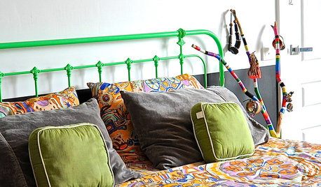 Put a Little Colour Into Your Dreams: Paint Your Bed