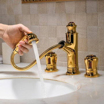 $139.99 Classic Widespread Pull-Out Spray Bathroom Sink Faucet with Double Handl