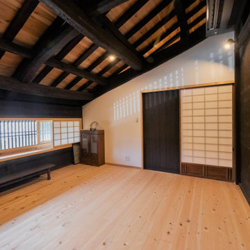 屋根裏部屋