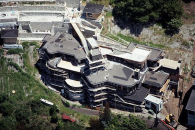 Montanelli Custom Estate