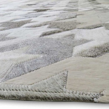 Round Houndstooth White and Taupe Gray Patch Hide Rug No. 305