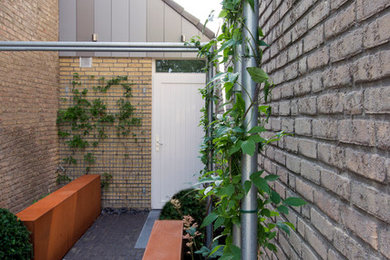 Minimalist home design photo in Amsterdam